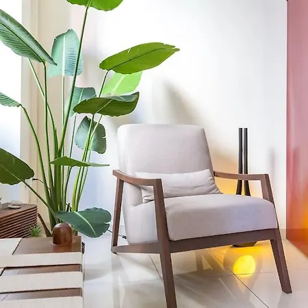 Zen Retreat In The Historic Center With A Huge Balcony Apartamento *