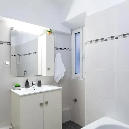 Zen Retreat In The Historic Center With A Huge Balcony Apartman